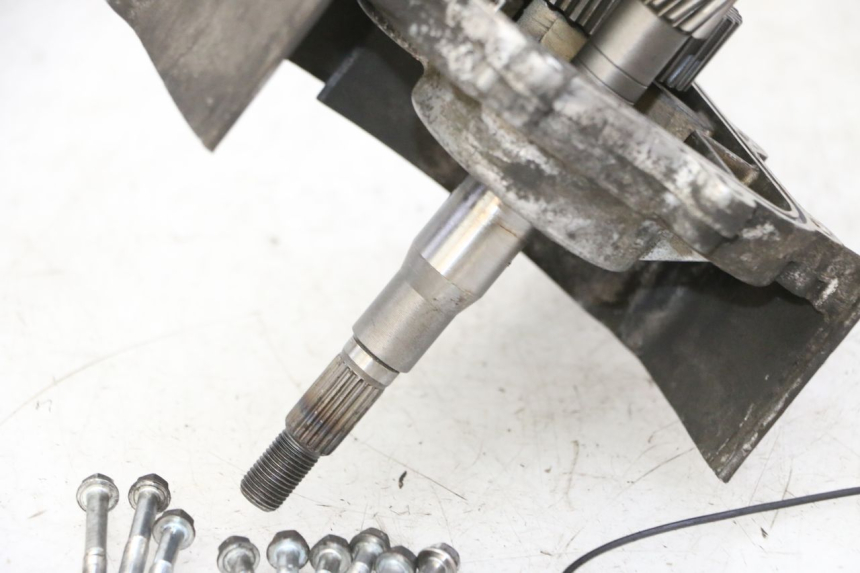 photo de NAPĘD KOŁA DAELIM HISTORY 125 (2001 - 2002) - Zbliżenie techniczne