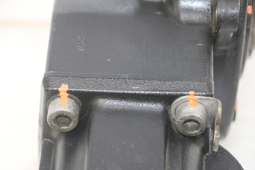 photo de NAPĘD KOŁA BMW K 75 RT 750 (1989 - 1997) - Zbliżenie komponentów