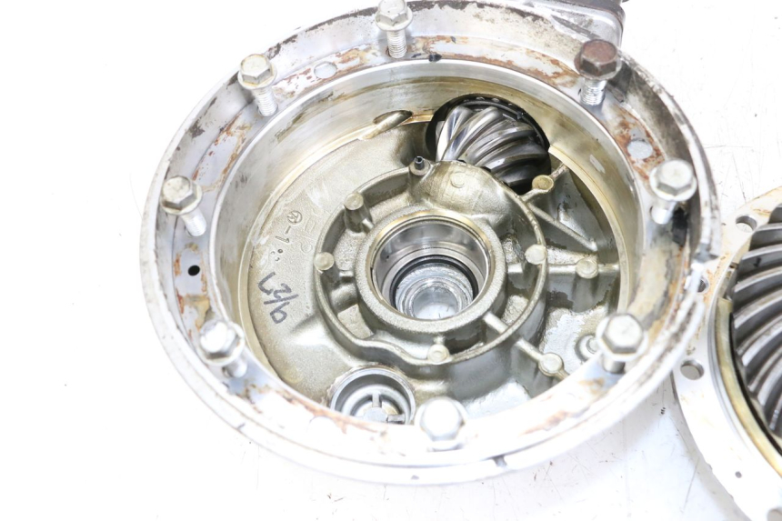 photo de NAPĘD KOŁA KAWASAKI GTR 1000 (1994 - 2004) - Zbliżenie komponentów