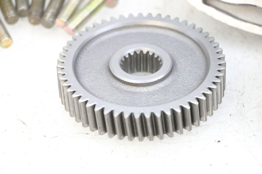 photo de NAPĘD KOŁA PEUGEOT KISBEE 4T 50 (2010 - 2017) - Struktura - zbliżenie