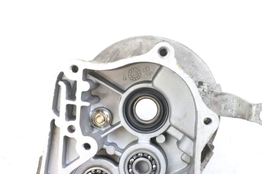 photo de NAPĘD KOŁA PEUGEOT KISBEE 4T 50 (2010 - 2017) - Zoom jakości