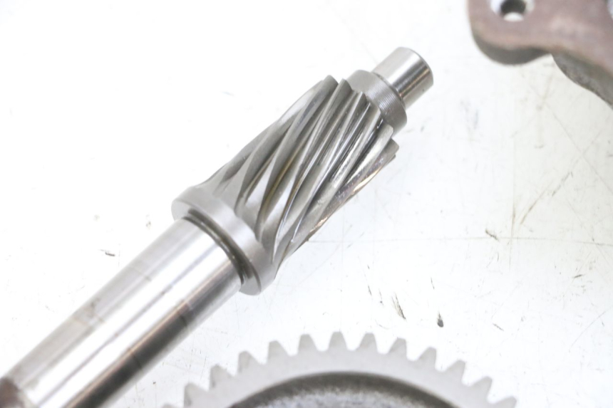 photo de NAPĘD KOŁA YAMAHA NEOS NEO'S 4T 50 (2008 - 2016) - Widok z bliska