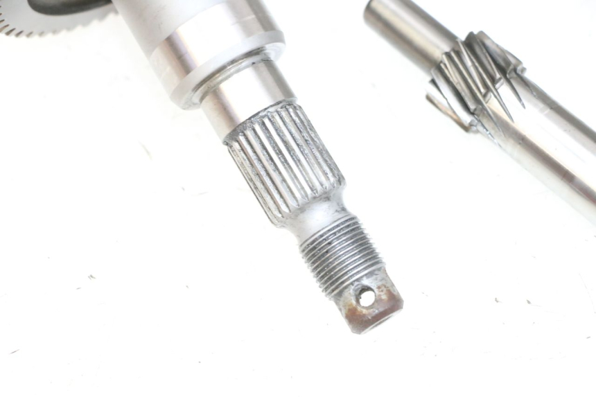 photo de NAPĘD KOŁA PIAGGIO NEW TYPHOON 50 (2018 - 2021) - Kontrola wizualna