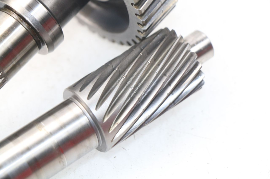 photo de NAPĘD KOŁA HONDA NSS EX FORZA 250 (2005 - 2013) - Zbliżenie komponentów