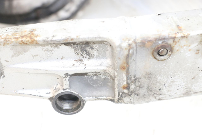 photo de NAPĘD KOŁA HONDA NTV DEAUVILLE 650 (1998 - 2001) - Szczegół części