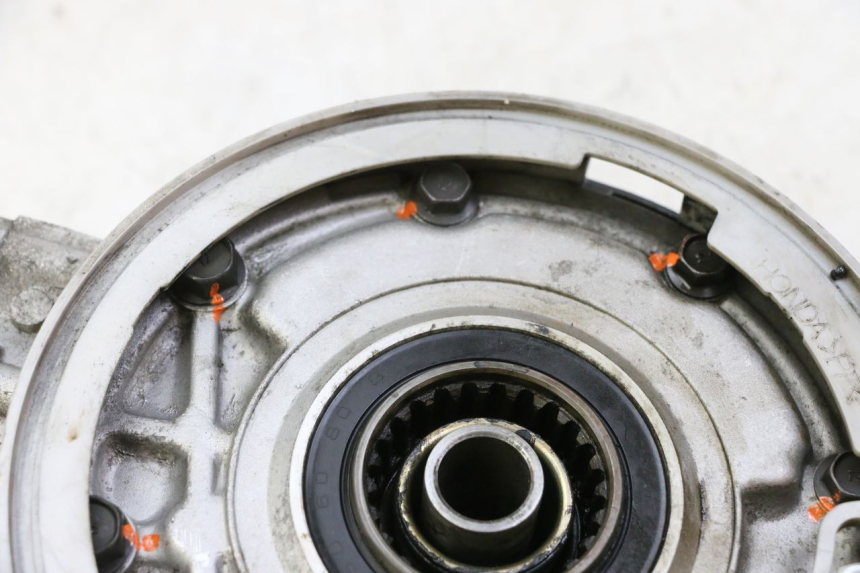 photo de NAPĘD KOŁA HONDA NTV DEAUVILLE 650 (2001 - 2006) - Szczegół części