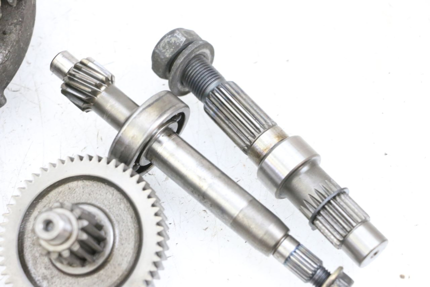 photo de NAPĘD KOŁA SYM ORBIT III 3 4T 50 (2018 - 2021) - Struktura - zbliżenie