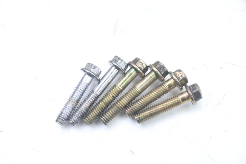 photo de NAPĘD KOŁA PEUGEOT VIVACITY 125 (2010 - 2017) - Kontrola wizualna