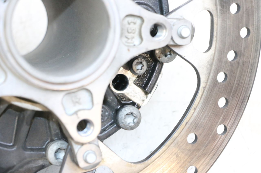 photo de NAPĘD KOŁA BMW R GS 1250 (2021 - 2024) - Zbliżenie komponentów