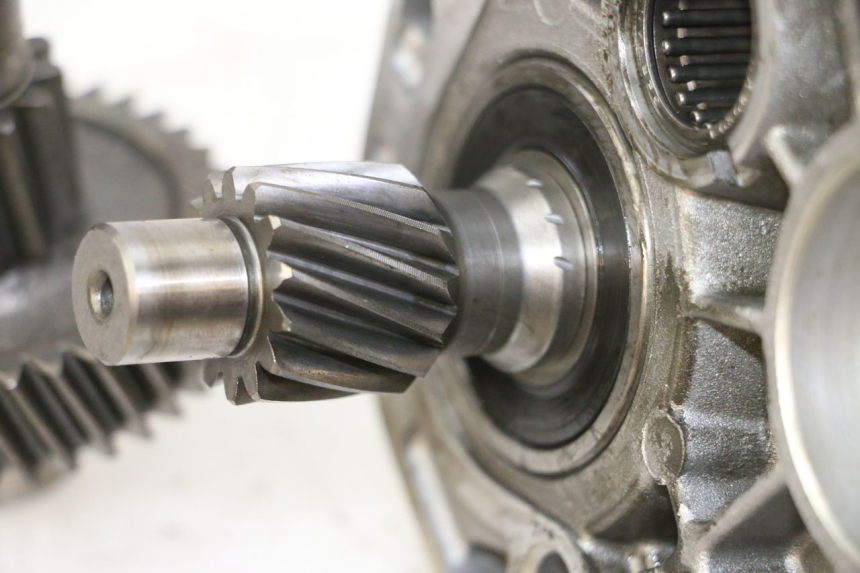 photo de NAPĘD KOŁA PEUGEOT SATELIS 125 (2013 - 2018) - Zbliżenie komponentów