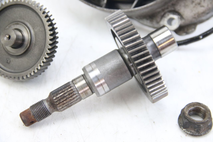 photo de NAPĘD KOŁA APRILIA SCARABEO 4T 50 (2009 - 2017) - Oznaczenia i referencje