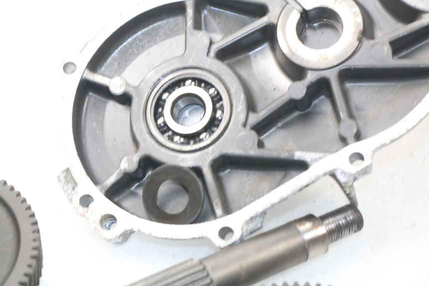 photo de NAPĘD KOŁA APRILIA SCARABEO GT 125 (1999 - 2007) - Zoom stanu zużycia