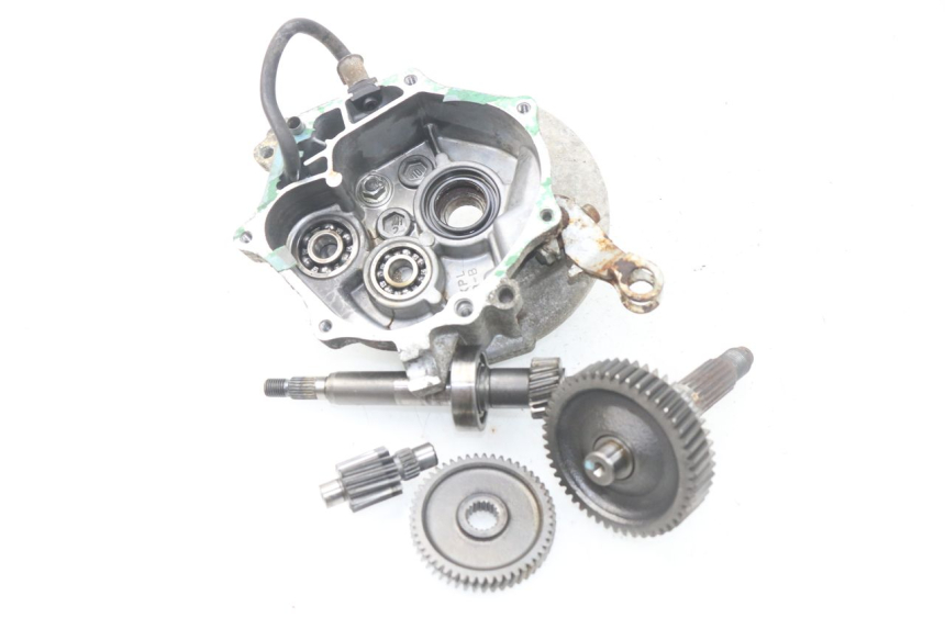 photo de NAPĘD KOŁA HONDA SCV LEAD 100 (2003 - 2007) - Zbliżenie techniczne