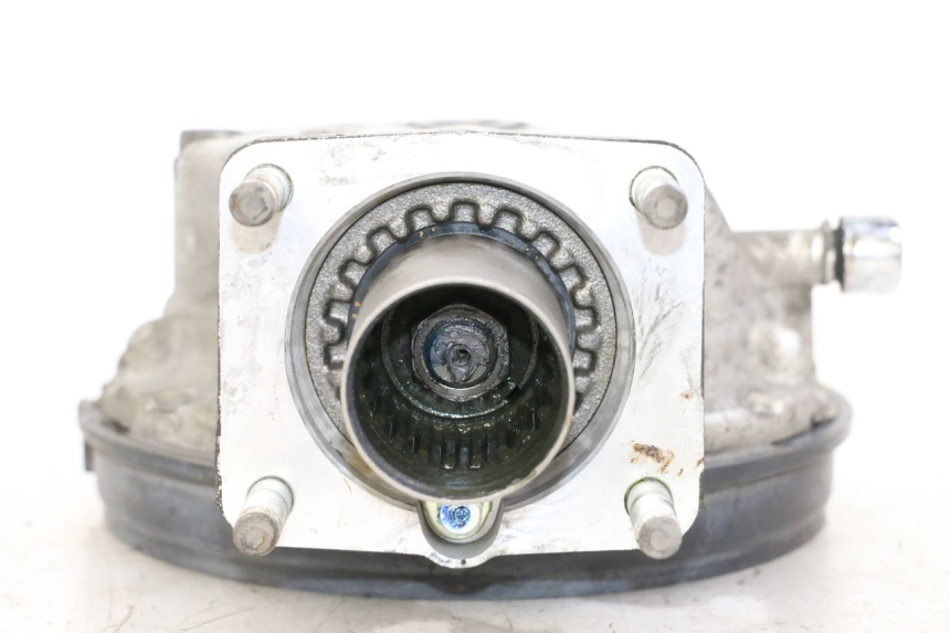 photo de NAPĘD KOŁA HONDA ST PAN EUROPEAN 1300 (2002 - 2013) - Szczegóły charakterystyczne