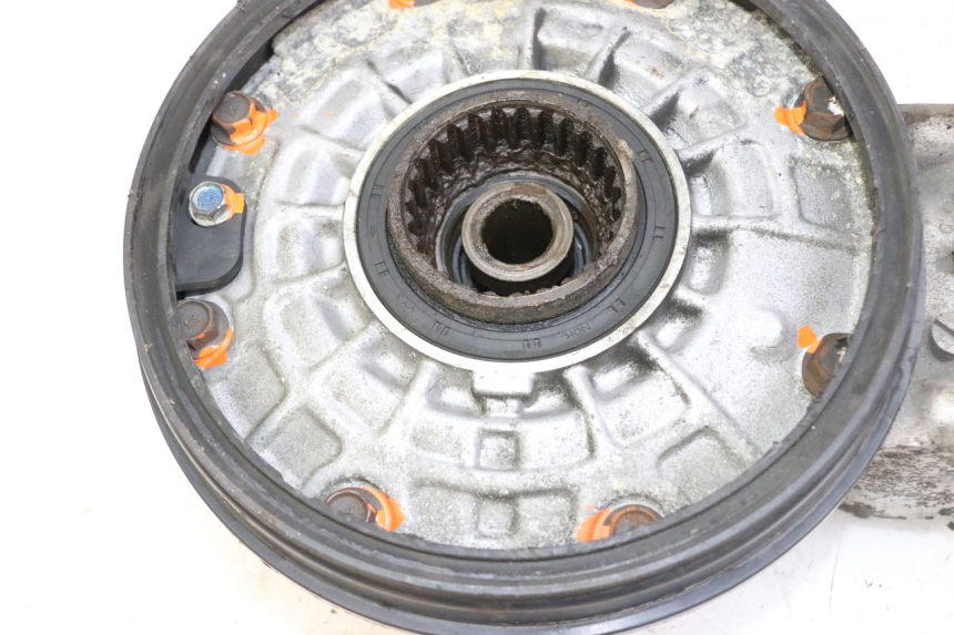 photo de NAPĘD KOŁA HONDA ST PAN EUROPEAN 1300 (2002 - 2013) - Zbliżenie techniczne