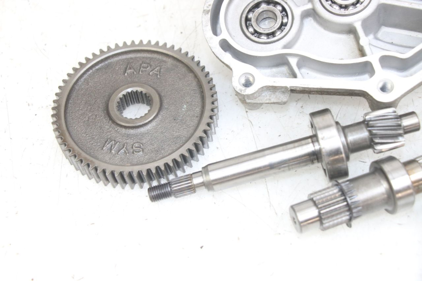 photo de NAPĘD KOŁA PEUGEOT TWEET 4T 50 (2014 - 2019) - Zbliżenie komponentów