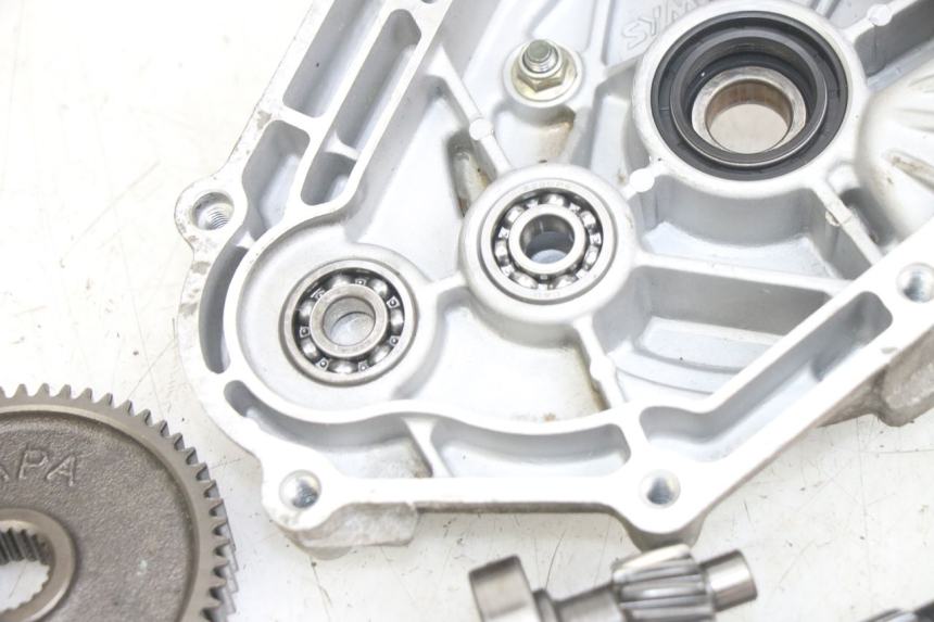 photo de NAPĘD KOŁA PEUGEOT TWEET 4T 50 (2014 - 2019) - Widok z bliska