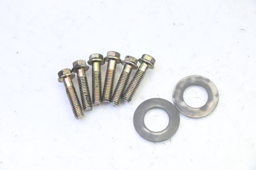 photo de NAPĘD KOŁA PEUGEOT VIVACITY NEW 2T 50 (2008 - 2017) - Widok z bliska