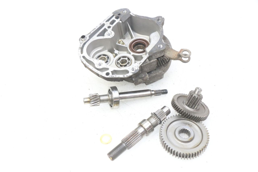 photo de NAPĘD KOŁA PEUGEOT VIVACITY NEW 4T 50 (2008 - 2017) - Zbliżenie techniczne