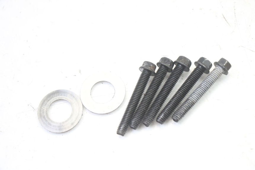 photo de NAPĘD KOŁA PEUGEOT VIVACITY 50 (2004 - 2009) - Zbliżenie komponentów