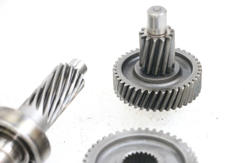 photo de NAPĘD KOŁA YAMAHA X-MAX XMAX 125 (2010 - 2013) - Zbliżenie komponentów