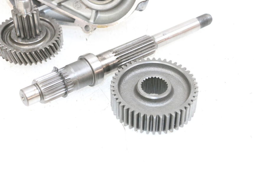 photo de NAPĘD KOŁA YAMAHA YP MAJESTY 125 (2002 - 2006) - Szczegóły charakterystyczne