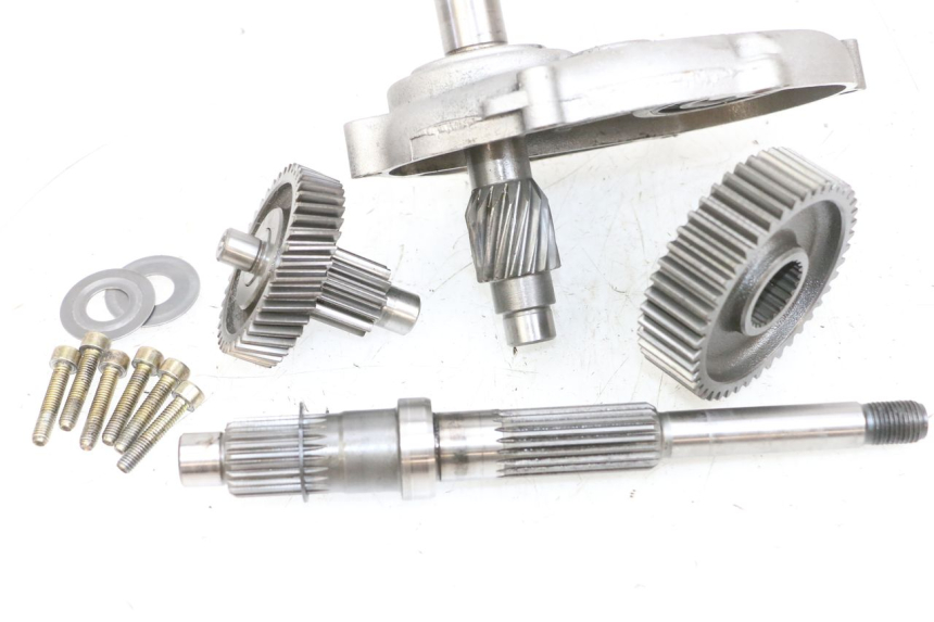 photo de NAPĘD KOŁA YAMAHA YP MAJESTY 125 (2002 - 2006) - Inny kąt widzenia