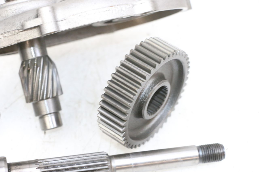 photo de NAPĘD KOŁA YAMAHA YP MAJESTY 125 (2002 - 2006) - Zbliżenie techniczne