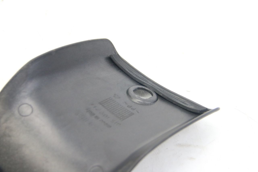 photo de KLAPKA WLEWU PALIWA APRILIA ATLANTIC 500 (2002 - 2003) - Punkty mocowania