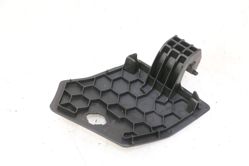 photo de KLAPKA WLEWU PALIWA PEUGEOT CITYSTAR 50 (2013 - 2017) - Zoom stanu zużycia