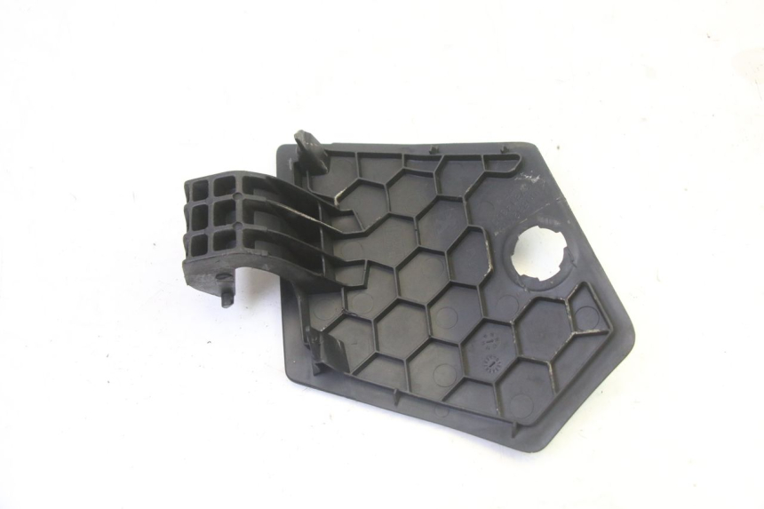 photo de KLAPKA WLEWU PALIWA PEUGEOT CITYSTAR 50 (2013 - 2017) - Inny kąt widzenia