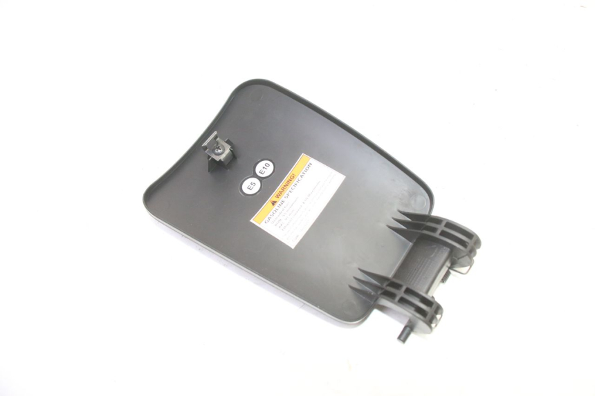 photo de KLAPKA WLEWU PALIWA PIAGGIO MP3 HPE 310 (2024 - 2025) - Zoom stanu zużycia