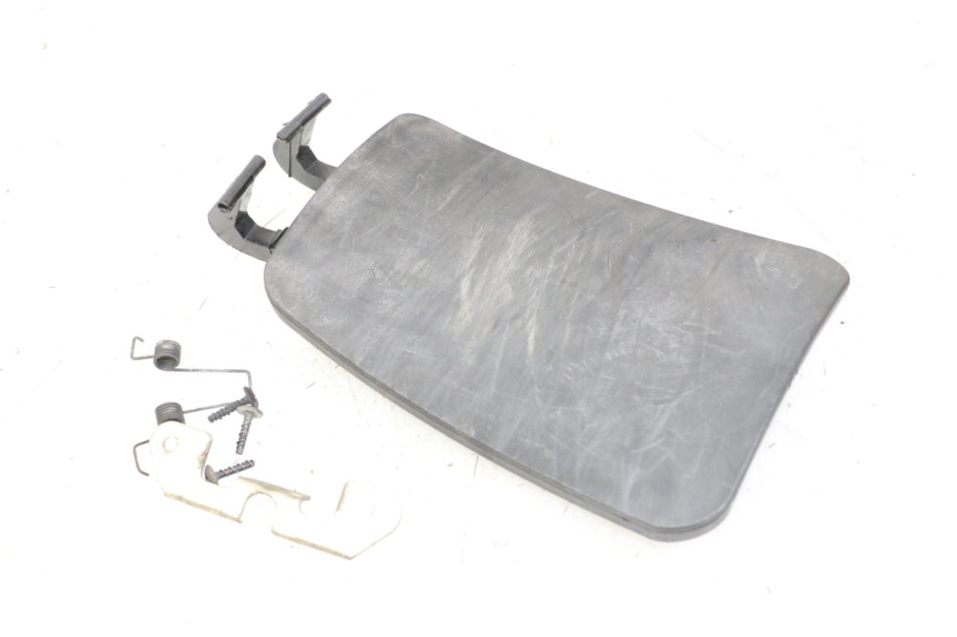 photo de KLAPKA WLEWU PALIWA PIAGGIO MP3 LT 400 (2007 - 2012) - Widok główny