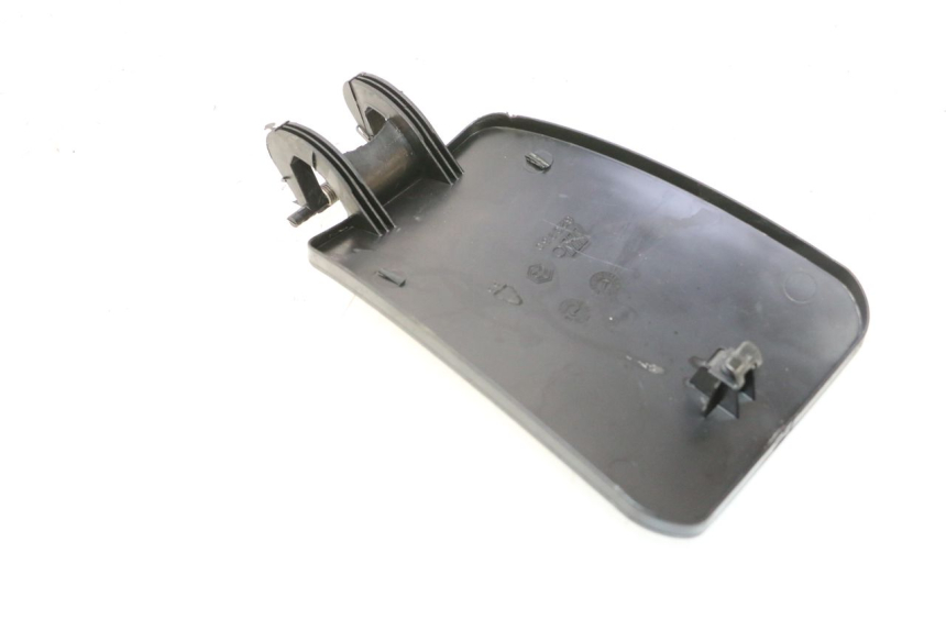 photo de KLAPKA WLEWU PALIWA PIAGGIO MP3 LT 400 (2007 - 2012) - Zoom stanu zużycia