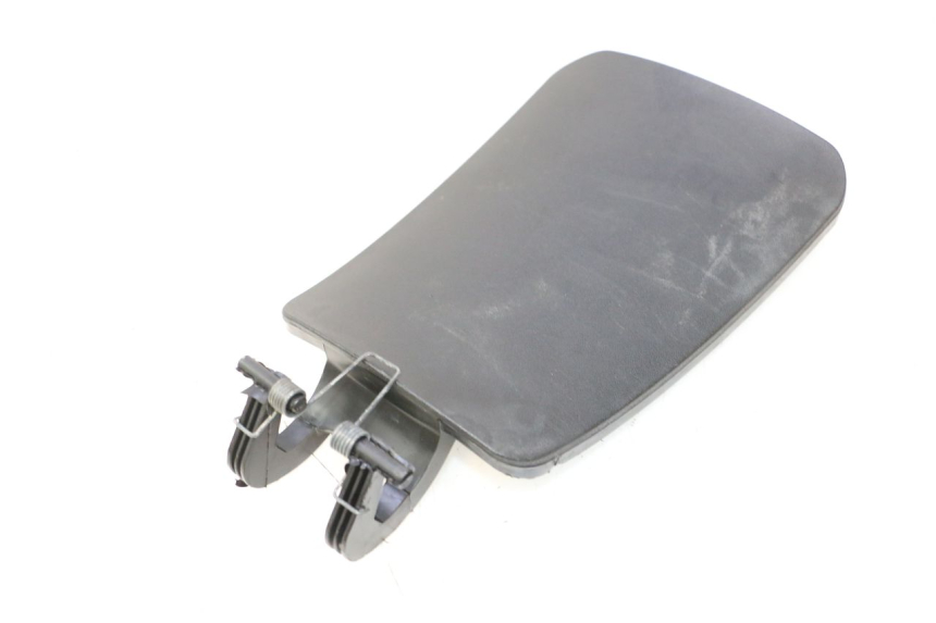 photo de KLAPKA WLEWU PALIWA PIAGGIO MP3 LT 400 (2007 - 2012) - Zbliżenie techniczne