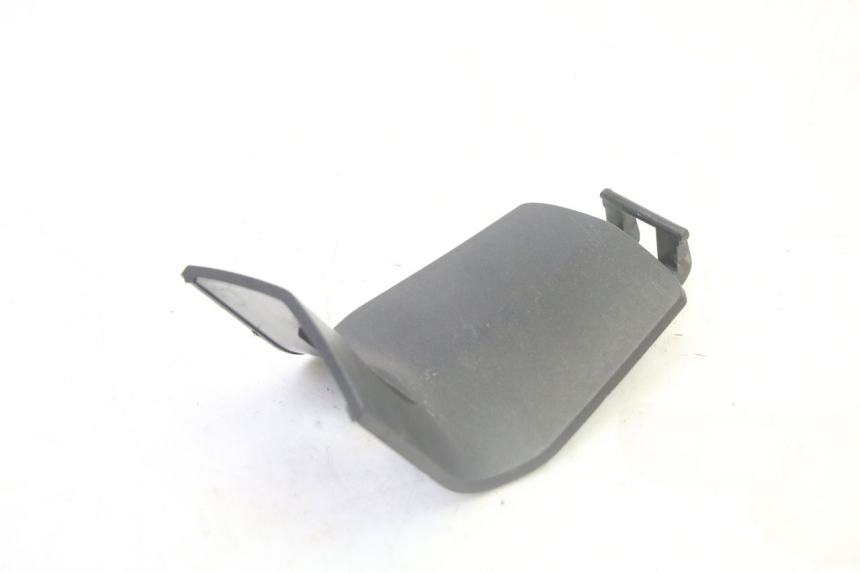 photo de KLAPKA WLEWU PALIWA PEUGEOT SATELIS 125 (2013 - 2018) - Inny kąt widzenia