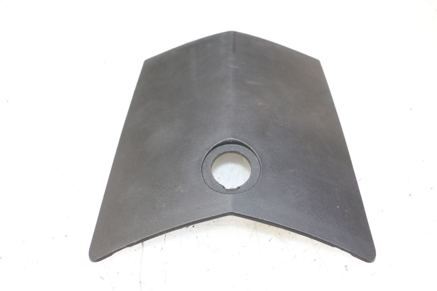 photo de KLAPKA WLEWU PALIWA PEUGEOT VIVACITY NEW 4T 50 (2008 - 2017) - Inny kąt widzenia