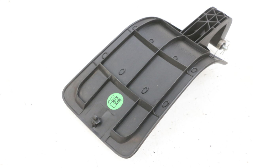 photo de KLAPKA WLEWU PALIWA YAMAHA X-MAX XMAX 125 (2010 - 2013) - Zoom stanu zużycia