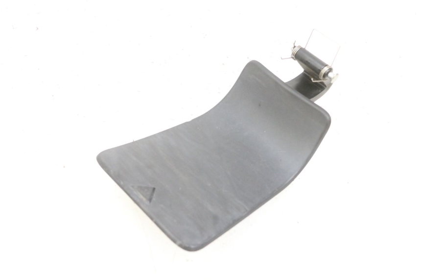 photo de KLAPKA WLEWU PALIWA YAMAHA X-MAX XMAX 125 (2010 - 2013) - Inny kąt widzenia