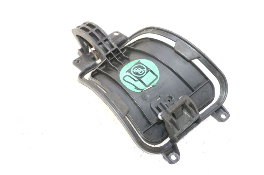 photo de KLAPKA WLEWU PALIWA YAMAHA XMAX X-MAX 125 (2006 - 2009) - Zoom stanu zużycia