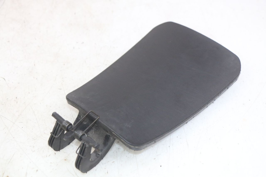 photo de KLAPKA WLEWU PALIWA PIAGGIO XEVO - X EVO 125 (2007 - 2017) - Zoom stanu zużycia