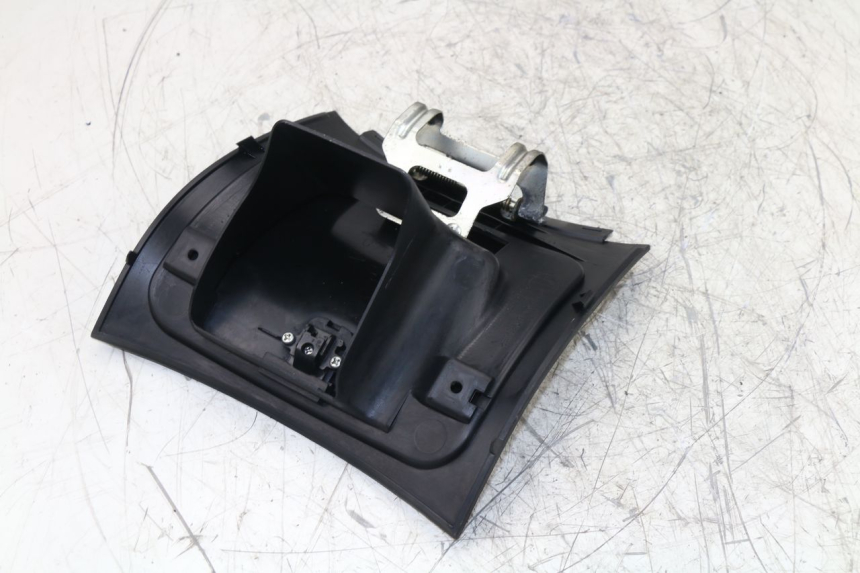 photo de KLAPKA WLEWU PALIWA YAMAHA YP MAJESTY ABS 400 (2007 - 2009) - Szczegół części