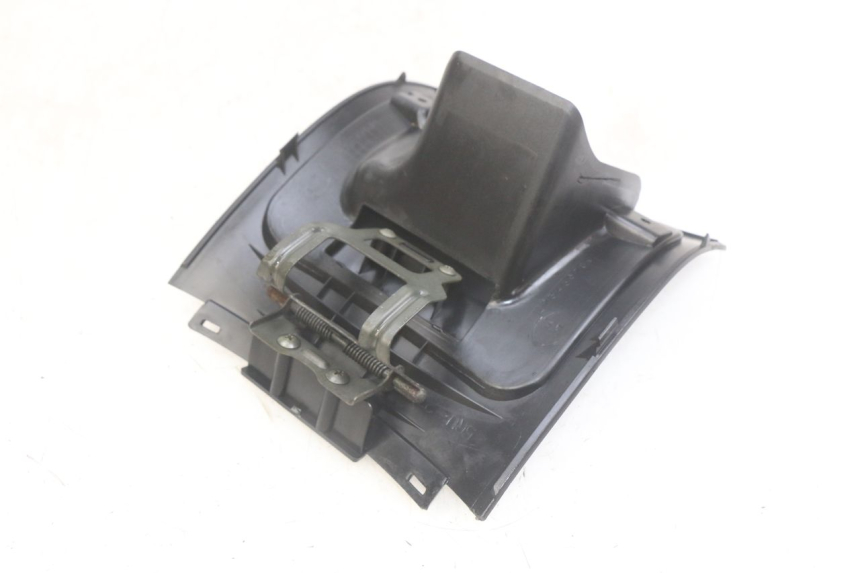 photo de KLAPKA WLEWU PALIWA YAMAHA YP MAJESTY 400 (2004 - 2008) - Zoom stanu zużycia