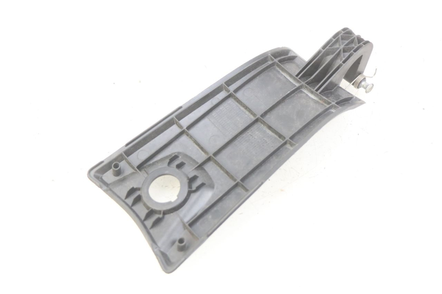 photo de KLAPKA WLEWU PALIWA YAMAHA YP X-MAX XMAX 400 (2014 - 2017) - Szczegół części