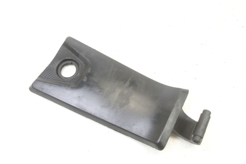 photo de KLAPKA WLEWU PALIWA YAMAHA YP X-MAX XMAX 400 (2014 - 2017) - Widok główny