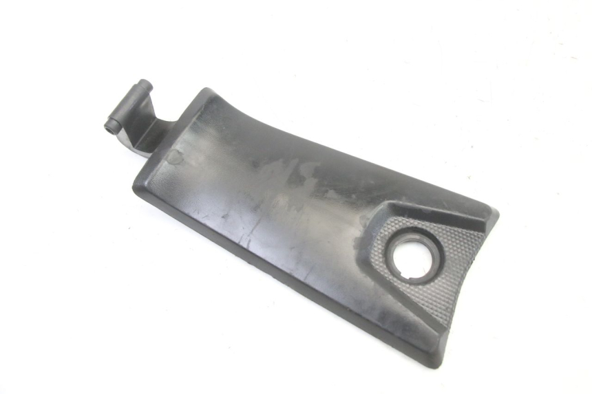 photo de KLAPKA WLEWU PALIWA YAMAHA YP X-MAX XMAX 400 (2014 - 2017) - Zoom stanu zużycia