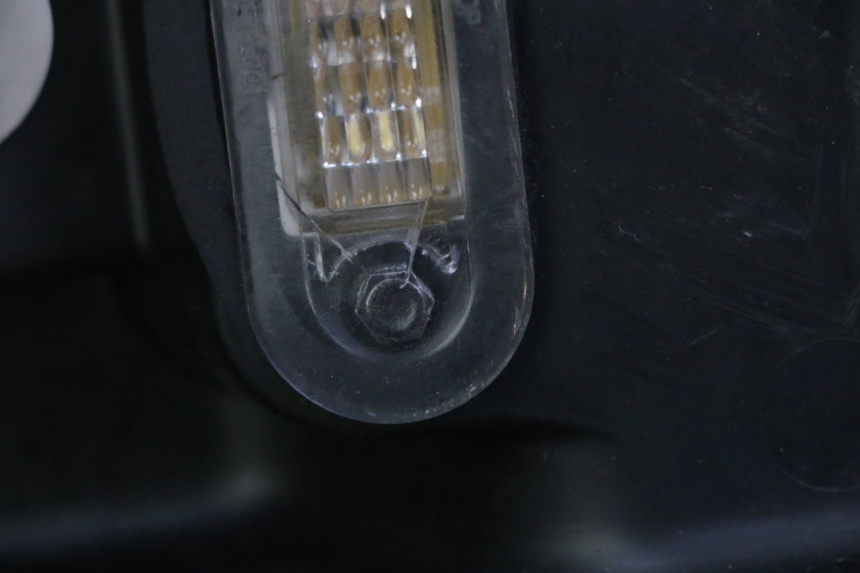 photo de KLAPKA INSPEKCYJNA QUADRO 4 4D 350 (2015 - 2018) - Stan powierzchni