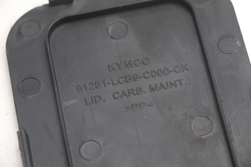 photo de KLAPKA INSPEKCYJNA KYMCO AGILITY 4T 50 (2005 - 2018) - Punkty mocowania
