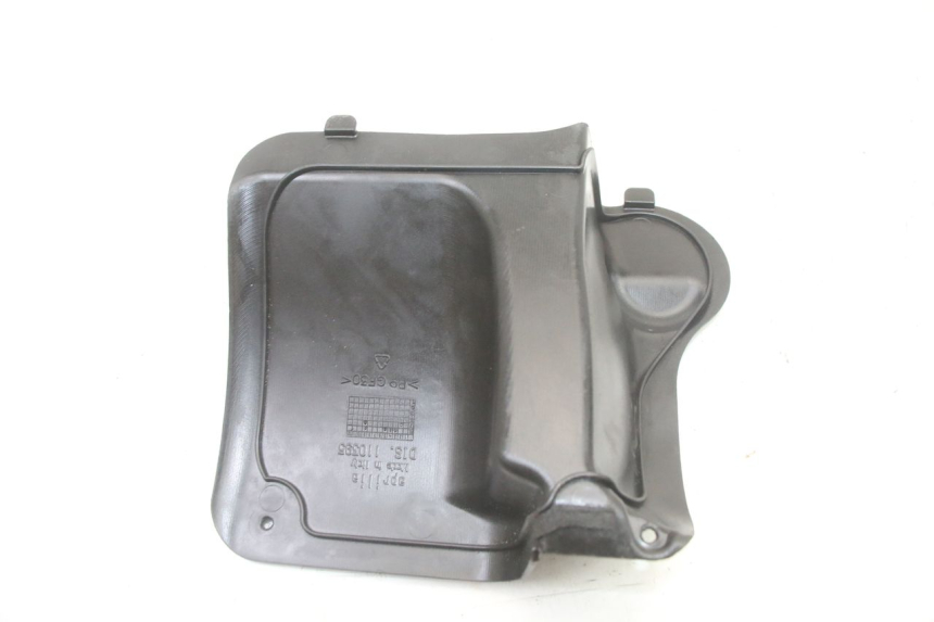 photo de KLAPKA INSPEKCYJNA APRILIA ATLANTIC 125 (2003 - 2009) - Zbliżenie techniczne