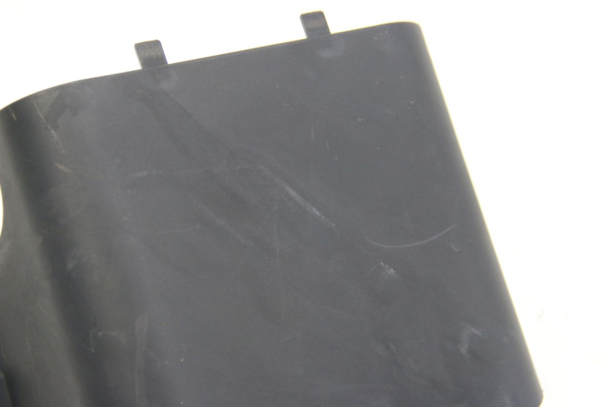 photo de KLAPKA INSPEKCYJNA APRILIA ATLANTIC 500 (2002 - 2003) - Inny kąt widzenia